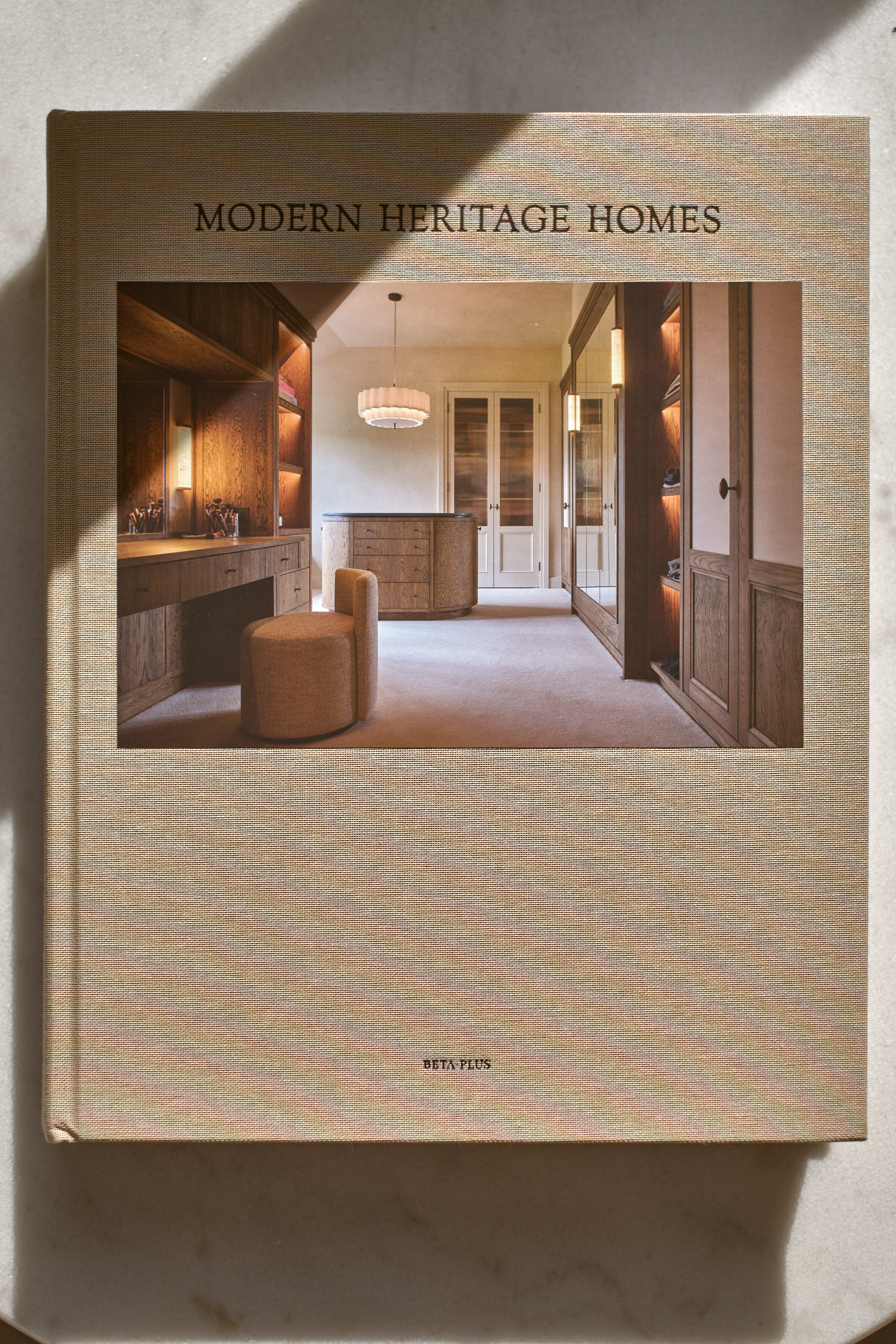 Koffietafelboek // Modern heritage homes - Image 2